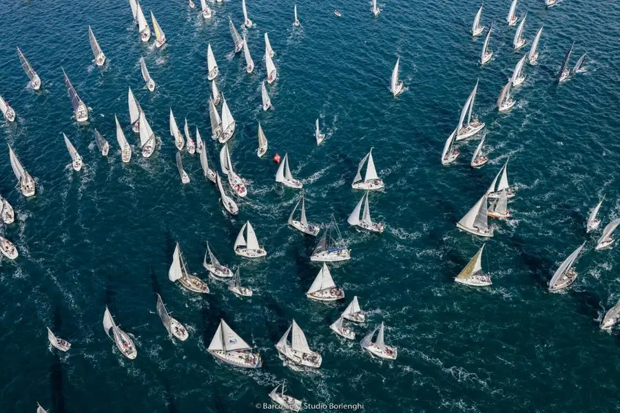 La 54esima edizione della gara di vela Barcolana a Trieste