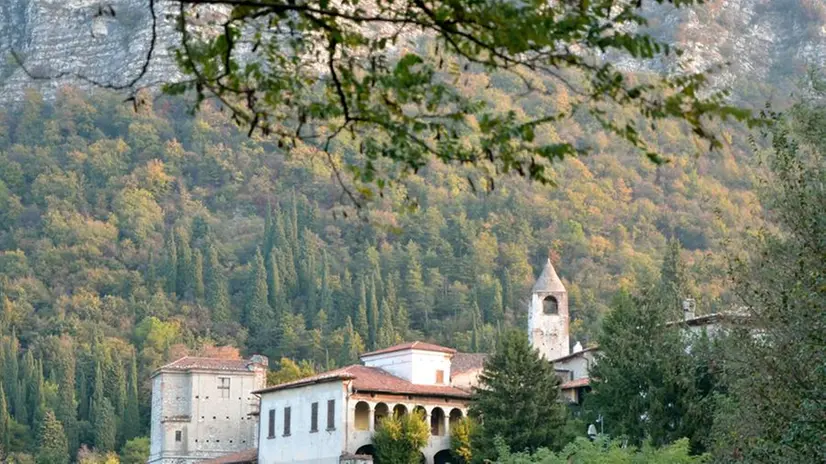 Il monastero di San Pietro in Lamosa - © www.giornaledibrescia.it
