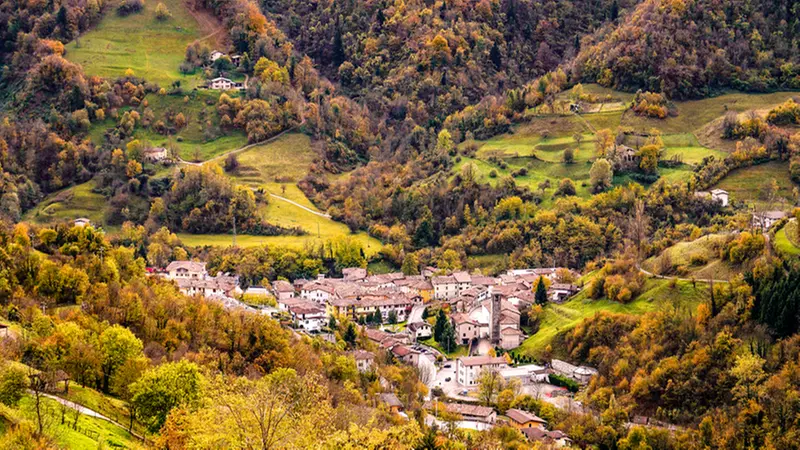 La Valsabbia si colora d'autunno -  Foto di marzio palini da Zoom © www.giornaledibrescia.it