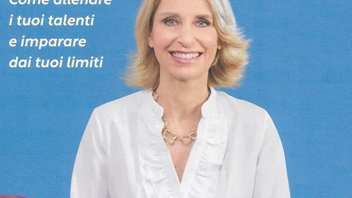 In copertina: Nicoletta Romanazzi fotografata per il suo libro, edito da Longanesi