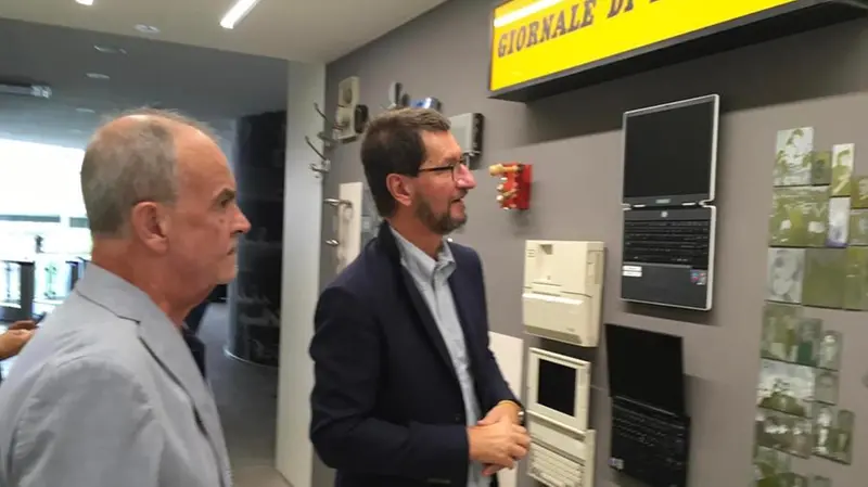 Roberto Calderoli in visita al GdB con il vice caporedattore Massimo Lanzini