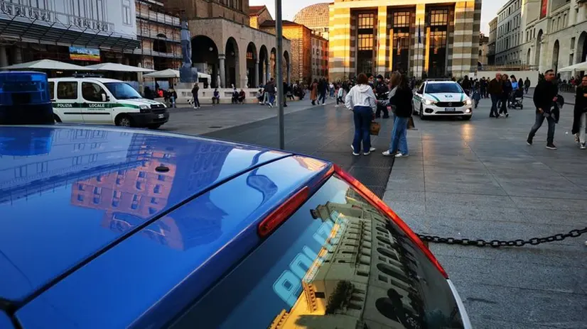 La ragazza è stata ritrovata in piazza Vittoria