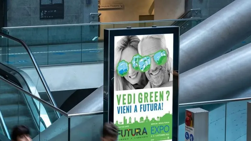 La locandina di Futura Expo esposta in una stazione metro - © www.giornaledibrescia.it