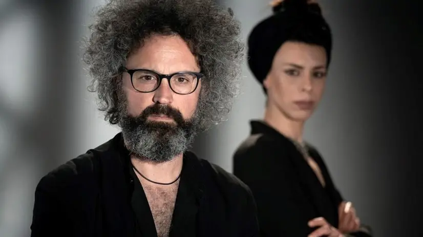 Simone Cristicchi e Amara, formidabile duo per l’omaggio a Battiato