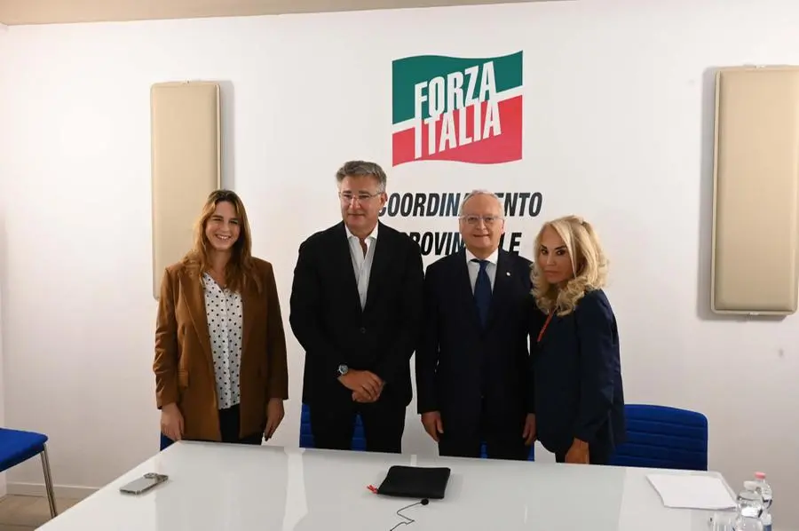 La presentazione dei candidati di Forza Italia