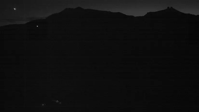 L'oggetto luminoso immortalato dalla web cam del Maniva nel 2010