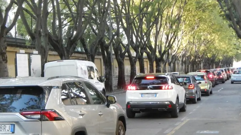 Il traffico in città causato dall'incidente del ponte di via Volturno