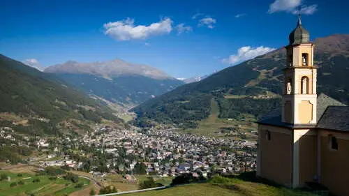 Una veduta di Bormio - Foto tratta da www.valtellina.it