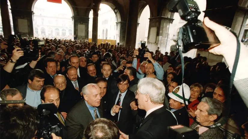 Mikhail Gorbaciov a Brescia nel 1999