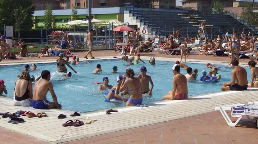 Una foto della piscina di Lamarmora (archivio) - © www.giornaledibrescia.it