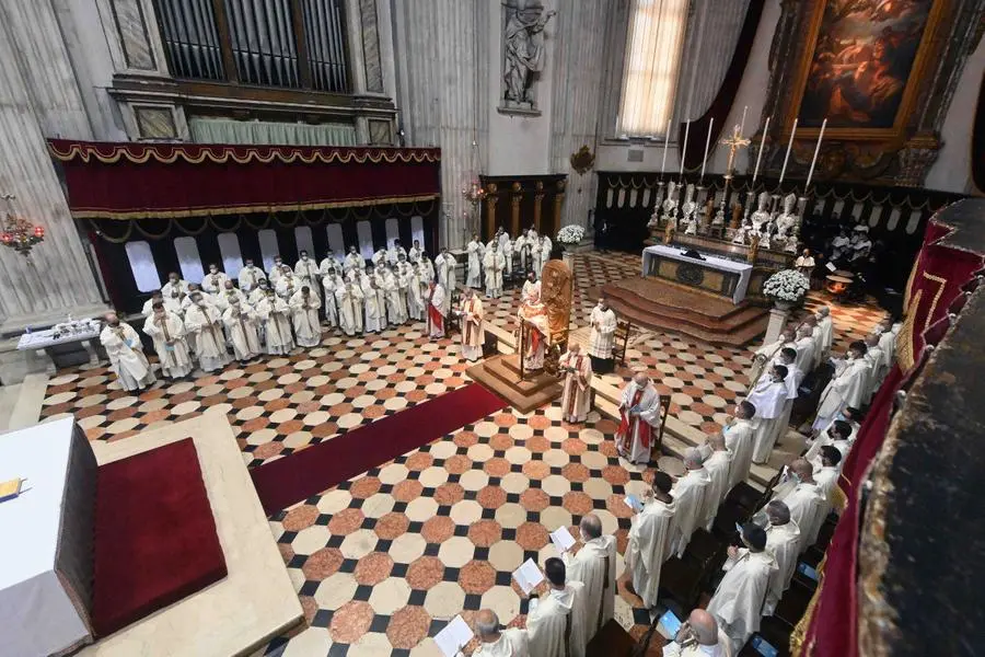 In Duomo l'ordinazione sacerdotale dei sei nuovi preti