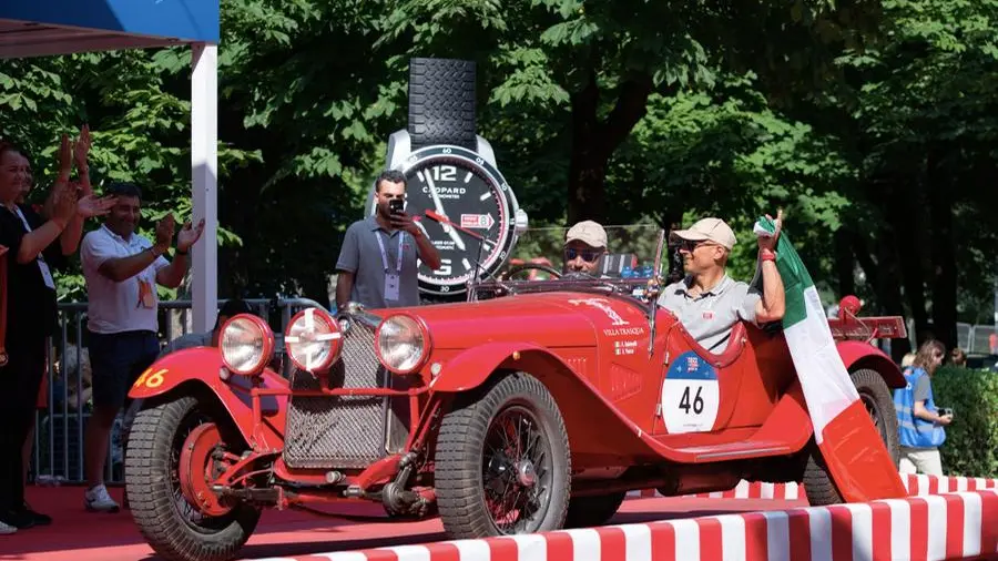 Andrea Vesco e Fabio Salvinelli vincitori della Mille Miglia