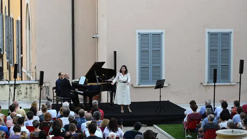 La Festa nell'Opera anche nei giardini della Prefettura