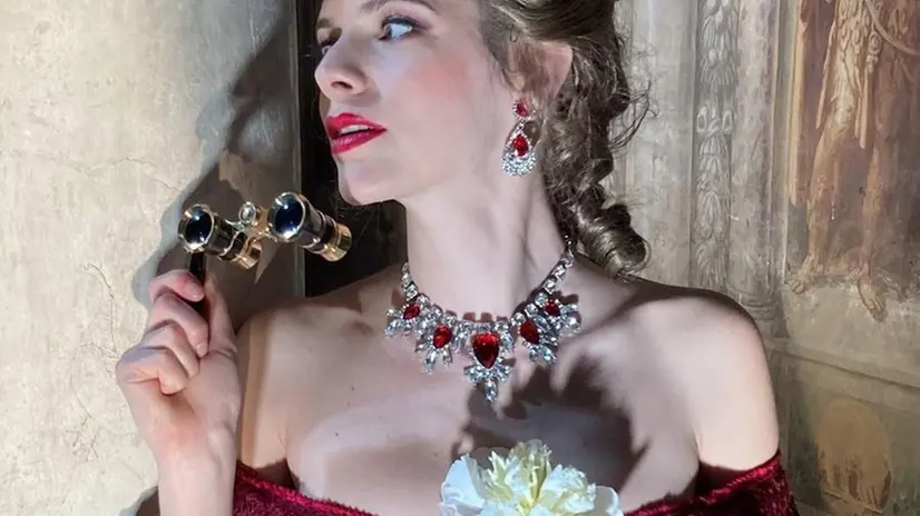 Protagonista. Elisa Balbo veste i panni di Violetta