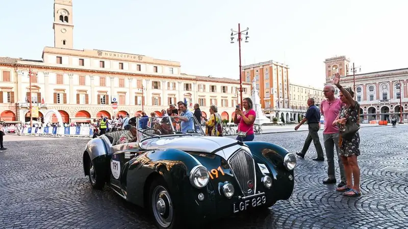 Mille Miglia 2022: il passaggio da Forlì