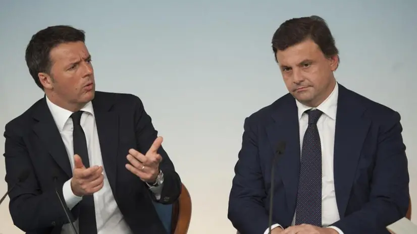Matteo Renzi e Carlo Calenda nel 2016 - © www.giornaledibrescia.it