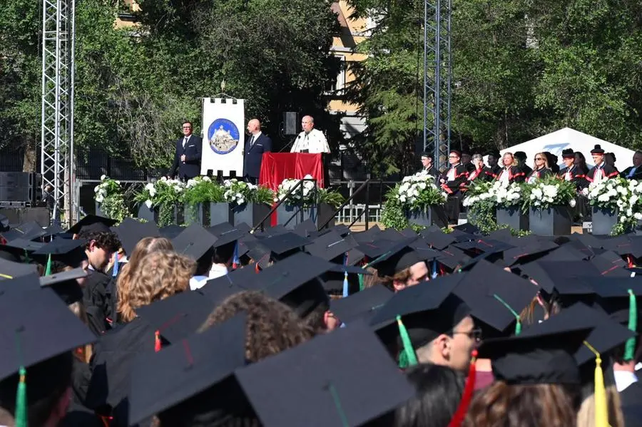 La cerimonia Ad Maiora per i laureati dell'Università degli Studi di Brescia a Campo Marte