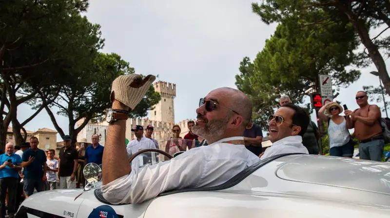 Mille Miglia 2022: il passaggio da Sirmione