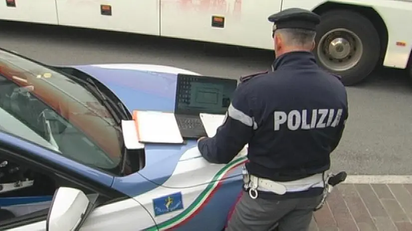 È intervenuta la Polizia Stradale di Desenzano - © www.giornaledibrescia.it