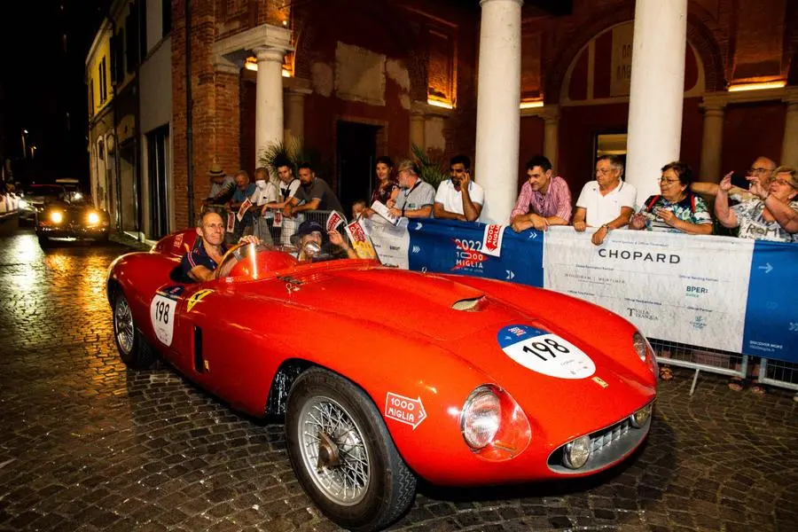 Mille Miglia 2022: il passaggio da Comacchio