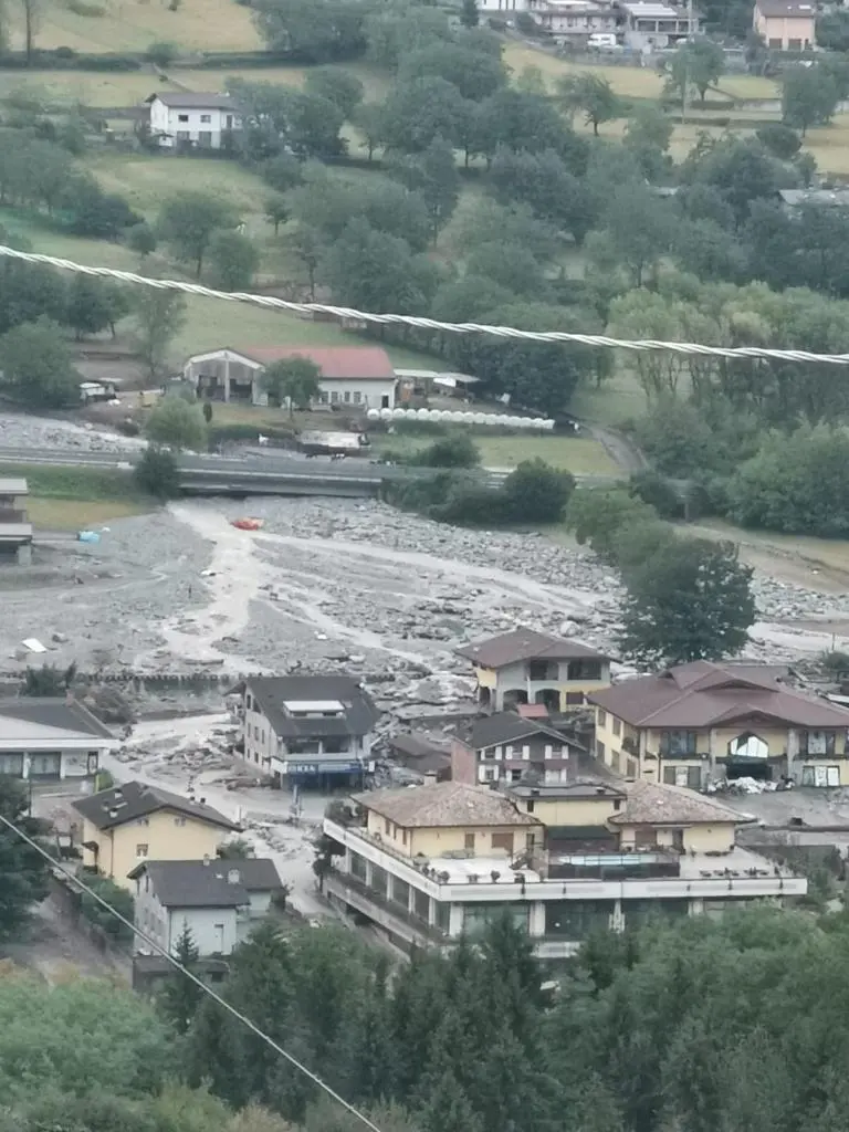 Fango e detriti hanno invaso le strade in Alta Valcamonica