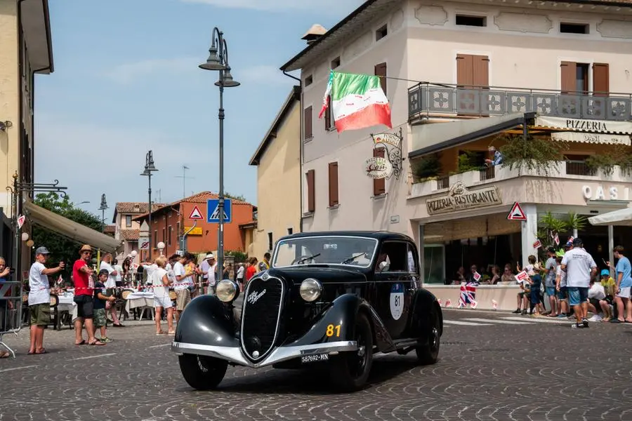 Mille Miglia 2022: il passaggio a Moniga del Garda