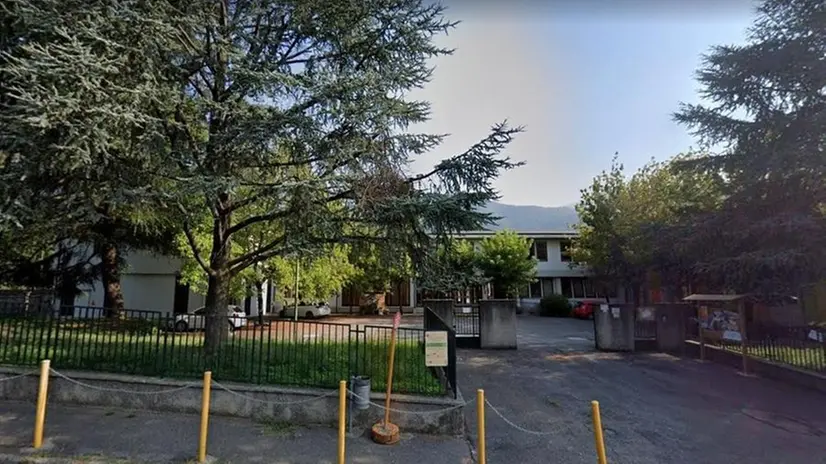 La scuola di Sant’Andrea che verrà ristrutturata per ospitare anche gli studenti di Pieve - © www.giornaledibrescia.it