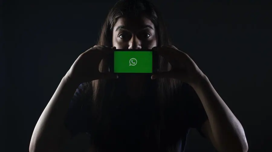 Su Whatsapp è periodo di fastidiosi gruppi di ex compagni