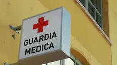 L'insegna della guardia medica - Foto © www.giornaledibrescia.it
