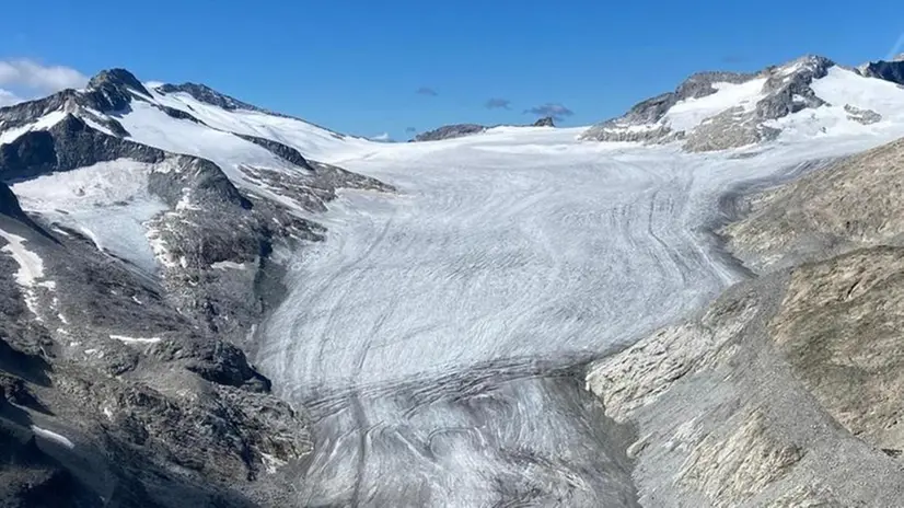 Il ghiacciaio dell'Adamello: si sta ritirando molto velocemente - Foto © www.giornaledibrescia.it
