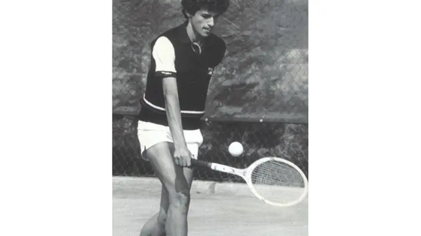 Un rovescio di Vavassori ai tempi in cui era tennista - © www.giornaledibrescia.it
