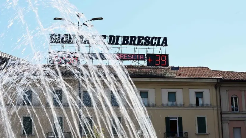 I 39 gradi di domenica a Brescia - Marco Ortogni/Neg © www.giornaledibrescia.it