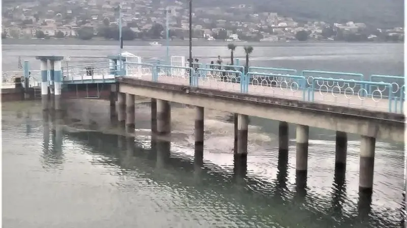 Scarseggia l'acqua nel lago d'Iseo - Foto © www.giornaledibrescia.it