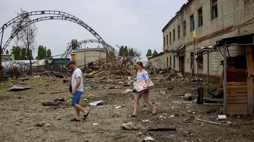 Devastazione a Kharkiv - Foto Epa/Sergey Kozlov © www.giornaledibrescia.it