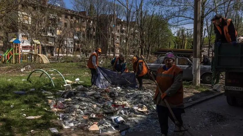 Gli effetti della guerra a Kramatorsk, nel Donetsk - Foto Epa/Roman Pilipey © www.giornaledibrescia.it