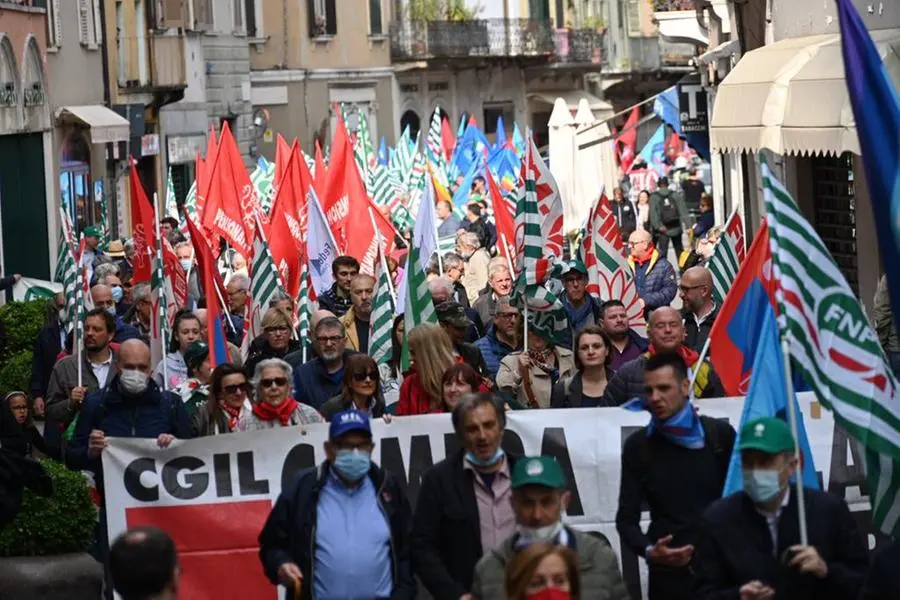 Primo maggio, le manifestazioni a Brescia