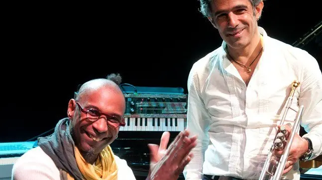 Musicisti amatissimi: Omar Sosa e Paolo Fresu insieme - © www.giornaledibrescia.it