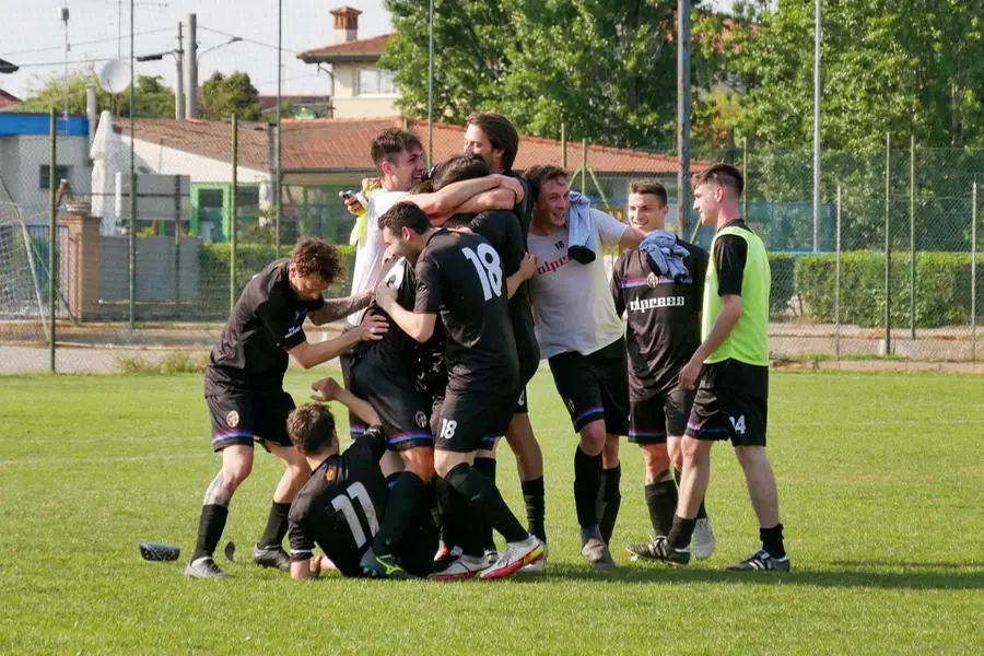 La Pavonese vince il campionato nella partita contro la Quinzanese