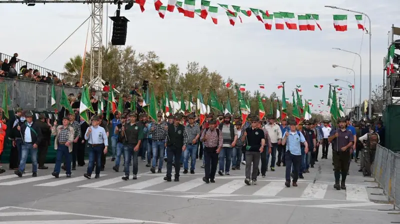 Alpini della terra bresciana in sfilata - 2