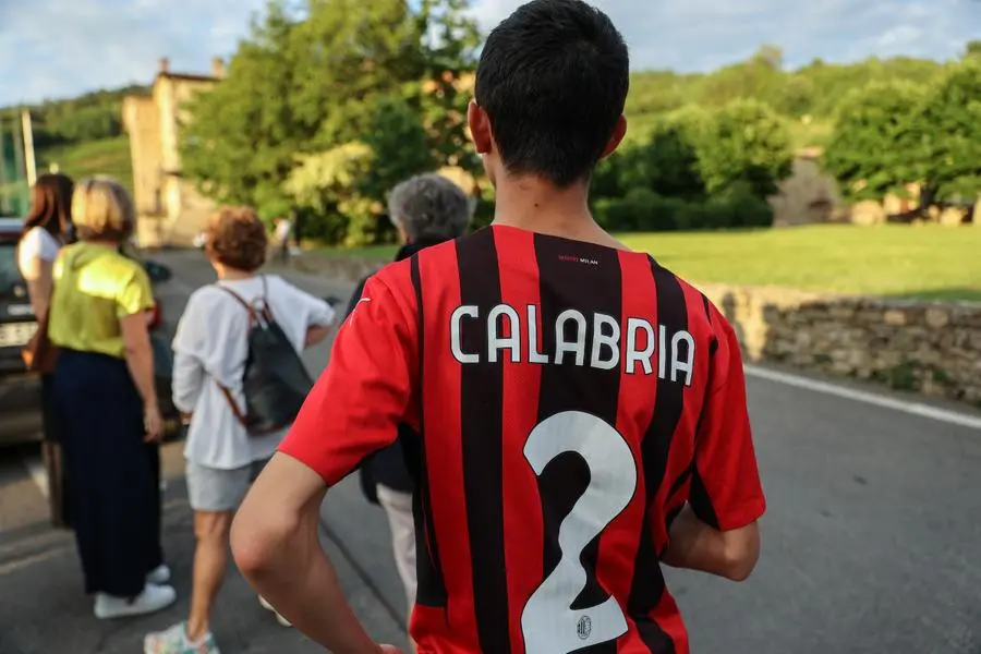 Da Adro al Milan e ritorno: Davide Calabria incontra i baby calciatori