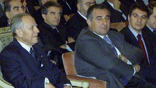 Accanto al presidente Carlo Azeglio Ciampi, Franco Ferrari, allora deputato, durante la sua visita a Brescia il 16 novembre 2000