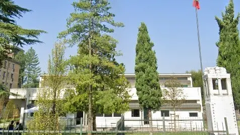 La scuola elementare Valdadige di Mompiano, a Brescia - Foto © www.giornaledibrescia.it