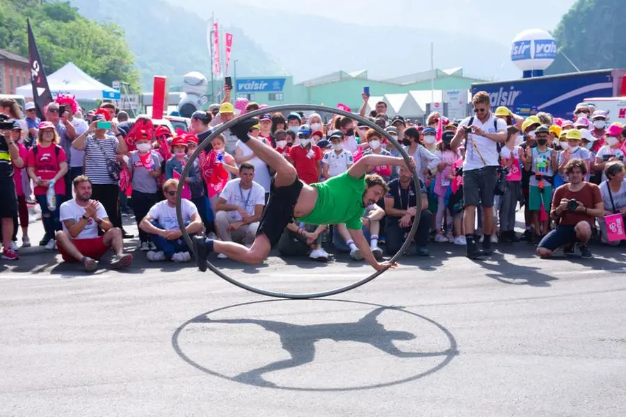 Giro d'Italia, l'attesa a Vobarno