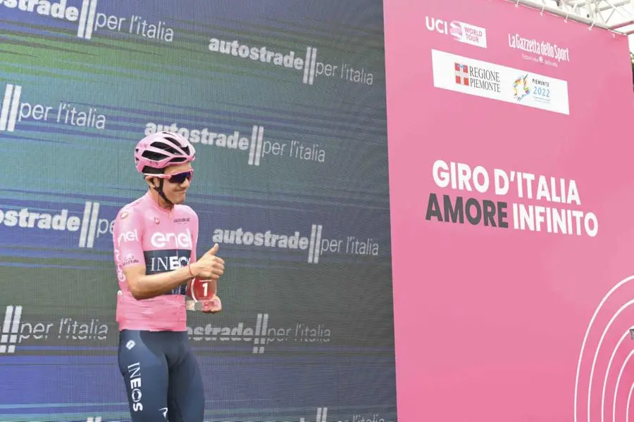 Giro d'Italia 2022, Ciccone vince in solitaria la Rivarolo-Cogne