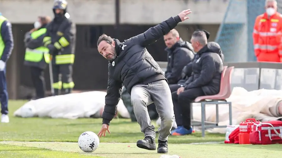 Brocchi ha rischiato lo scivolone anche in senso letterale - Foto New Reporter Nicoli © www.giornaledibrescia.it