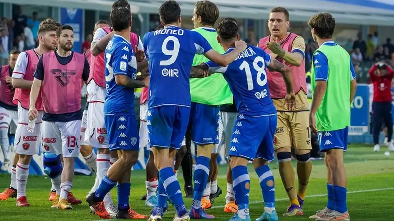 Esultanza bresciana, reazione perugina - Foto New Reporter © www.giornaledibrescia.it