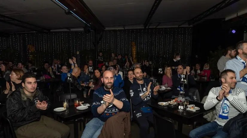 L'aperitivo della Germani con i tifosi in via Fura