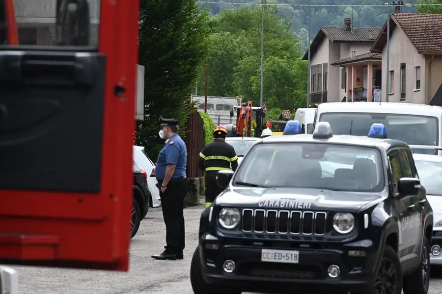 L'intervento dei Vigili del fuoco nella ditta a Gardone Valtrompia