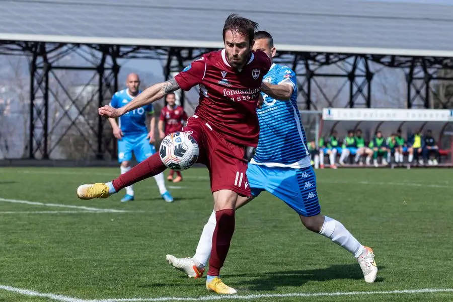 Il derby allo stadio Tassara tra Breno e Desenzano Calvina