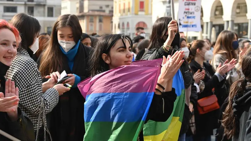 La manifestazione per la pace in Ucraina a Brescia